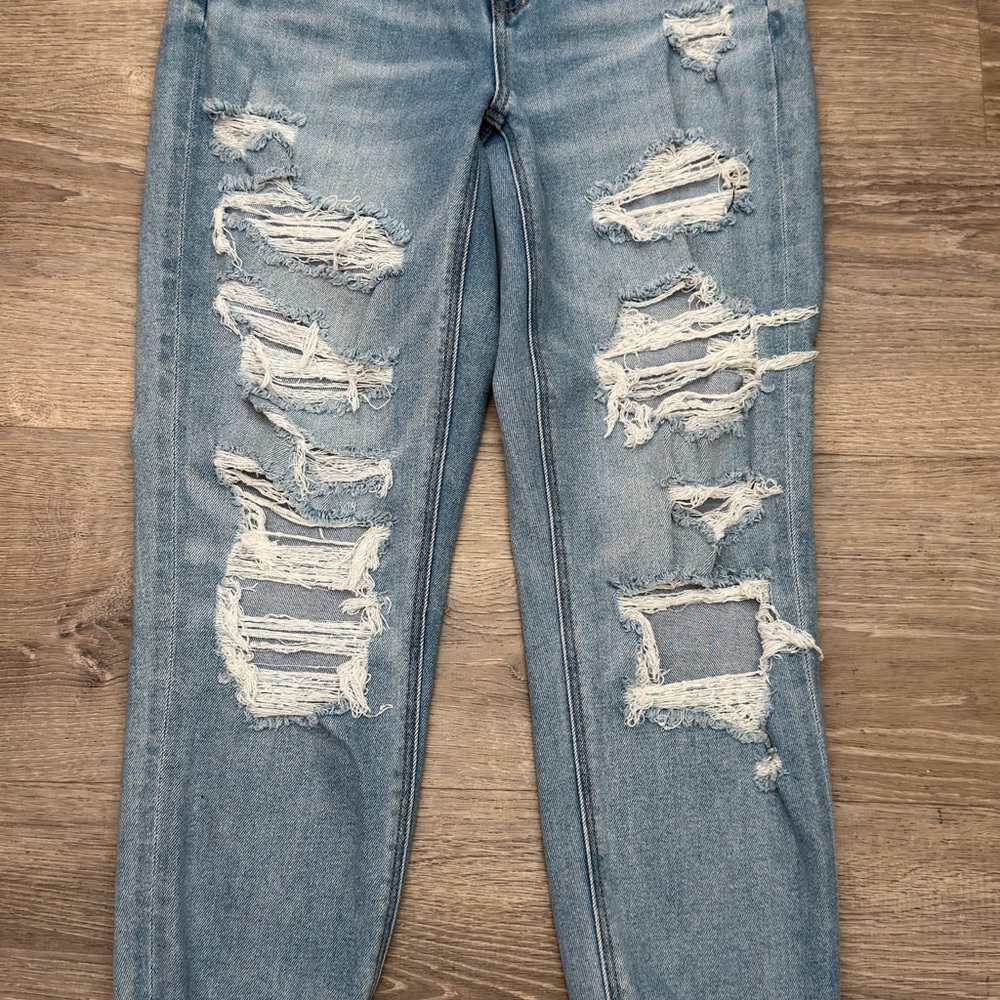 American Eagle Outfitters Light Blue Ripped Skinny Jeans